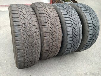Prodám zimní gumy Dunlop + Uniroyal 205/60 R16 DOT 1624 - 13