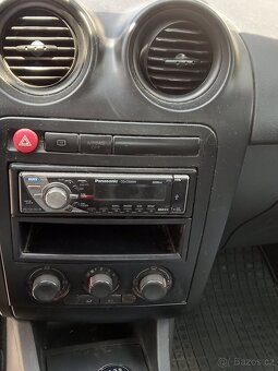 Prodám Seat ibiza 1.4 benzín. Možný prodej i na díly - 13