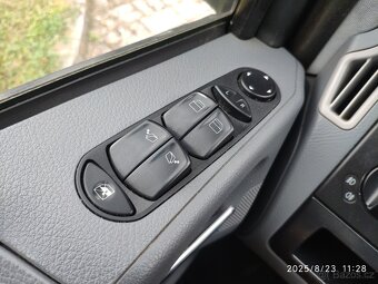 Mercedes Viano 2.2 CDI, LONG, 6 MÍST - 13