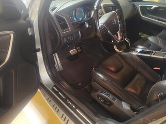 Volvo XC60  2014 - 13