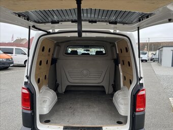 VW Transporter T6 2,0TDi ,5Míst,Klima,TZ,vč.DPH,velmi pěkný - 13