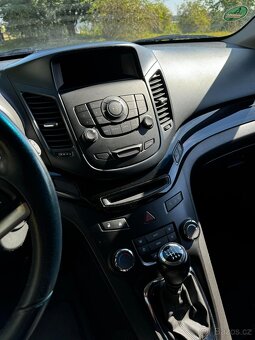Chevrolet Orlando, 2014, 120kw, 7.míst, tažné, 1.majitel - 13