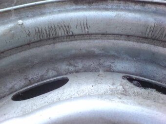 Disky Comax?, letní BF Goodrich Touring, 185/65/15, 4x, z p - 13