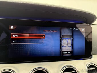 Mercedes-Benz Třídy E, 300de 9G DPH PLUG-IN 4X4 1-MAJ - 13