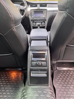 Škoda Superb Combi 2, DSG, 2.0 l. TDI-125 KW - 13