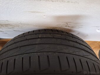 Alu kola R17 5x114,3 Renault + letní pneu 225/45/17 - 13