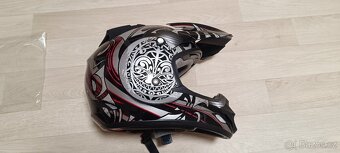 2x Helma Cyber s kšiltem NEPOUŽITÁ - 13