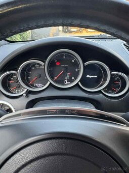 Porsche Cayenne - 13