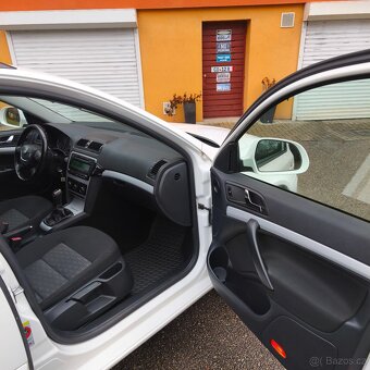 Škoda Octavia combi 1.6 TDI 77kw, poctivých 246tkm, rok 2011 - 13