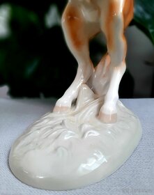 Porcelánový kůň Royal Dux.. TOP - 13