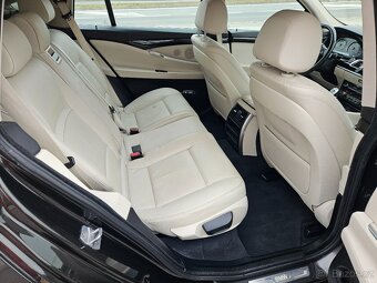 BMW GT 520D //LUXURY//135KW//PANORAMA// - 13