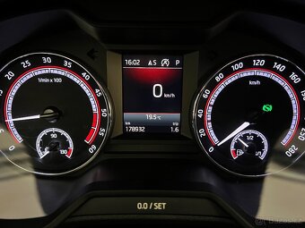Škoda Octavia RS 2.0TDI 4x4 DSG 135kw Xtreme 19” Full Led - 13