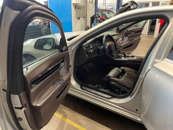 BMW 740D - X-DRIVE RV 2014 FACELIFT - odpočet DPH - 13