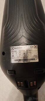 Tyčový vysavač Electrolux Ergorapido - 13