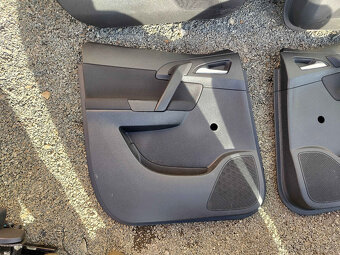 Sedačky, tapeci, loketka Meriva B - 13