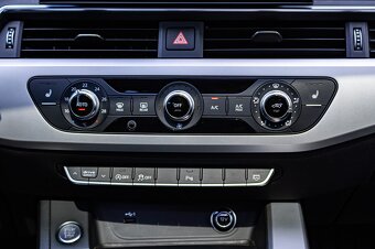 Audi A4 Avant 45 3.0 TDI S line quattro tiptronic / TOP STAV - 13