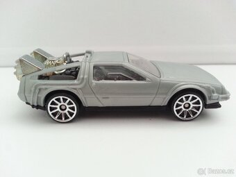 UNIVERSAL STUDIOS-BACK TO THE FUTURE-TIME MACHINE-POZRI FOTO - 13