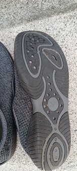 Prodám boty, sandály, boty do vody, crocsy - 13