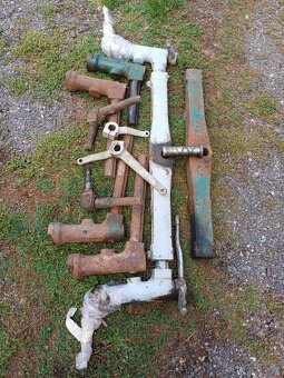 Použité nahradni dily Zetor 25 - 13