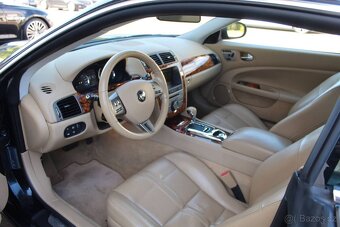 Jaguar XK Coupé - 13
