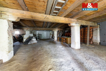 Prodej zemědělské usedlosti 263m² s pozemkem 1250m², Šumice - 13