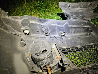 Alfa Romeo 159 kapota motoru  nárazník - 13