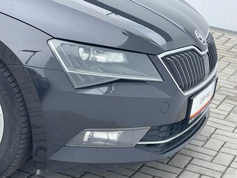 Škoda Superb combi 2.0 TDI / 110 kW DSG Style - 13