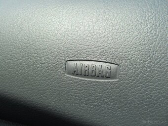 Škoda Octavia 1.6 i combi ČR 1.maj - 13