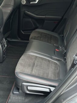 Kuga ST-Line X 2023 AWD 2,0EcoBlue 140kW ČR Záruka - 13