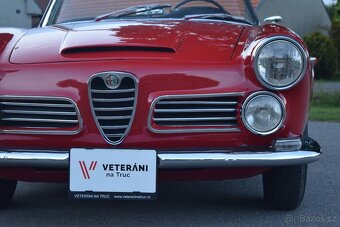 Alfa Romeo 2600 Spider 1965 - 13