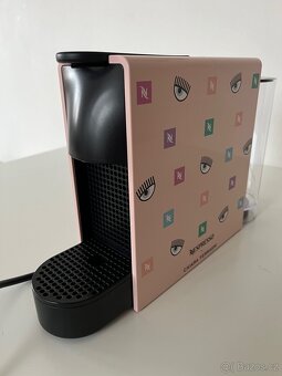 Nespresso Chiara Ferragni kavovar Essenza Mini - 13
