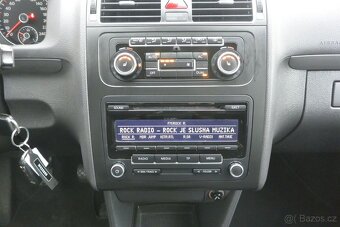 PRODÁM Volkswagen Touran 1.2TSi 77kw 6kv - 13