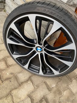Originál BMW STYLE 599 + pneumatiky PIRELLI P ZERO E - 13