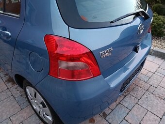 Toyota Yaris 1.0 i,rok2006,klima,org.km,po STK,top - 13
