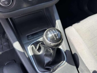VW Golf V 1.9TDI 77KW - 13
