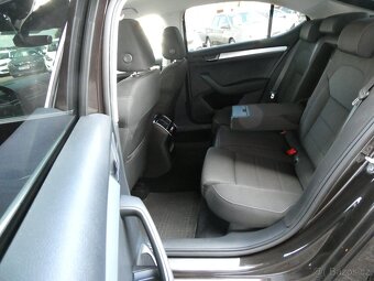 Škoda Superb 2.0 TDi 110kW DSG, 2x kola, ČR - 13