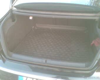 VW Passat CC,125kW,2.0TDI,4x4,automat,kůže,černá metalíza - 13