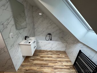 Prodej rodinného domu 147 m², pozemek 595 m² Horky - 13