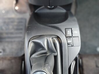 Toyota IQ, 1.4 diesel Maximální výbava - 13
