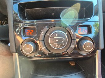 Peugeot 308CC 1.6 16V 115 kW - benzín - kabriolet - 13