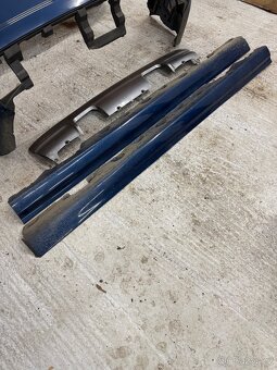 Narazniky a prahy z BMW E46 M3 - 13