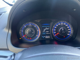 Hyundai i40 1.7 CRDi 100Kw PREMIUM ČR - 13