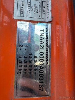 AVIA D 90 L 2004 VIN 167 - 13
