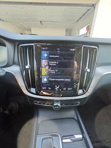 V60 B4 Mild Hybrid Diesel, 145kW, kůže, tažné zařízení, 2021 - 13