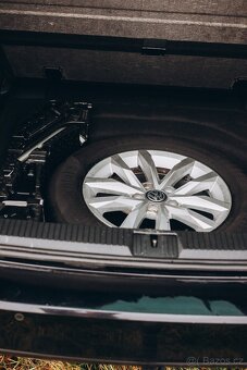 Volkswagen Passat 2015, 186000 km - 13