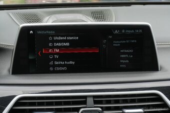 BMW 750i, Masáže, B&W, TV, Webasto, Aktivní stabilizátory - 13