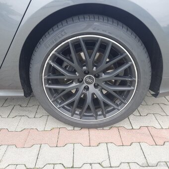AUDI A8 quatro. 3,0 V6 TDI SPORT - 13