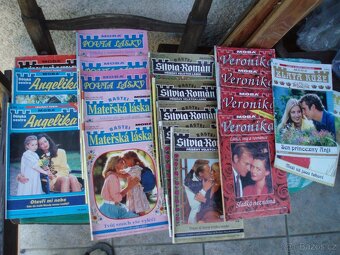 staré Harlequiny-milostné romány pro ženy a dívky-Desire - 13