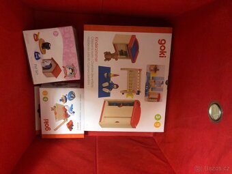 Dřevěný domeček pro panenky - 13