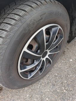 Ford Focus 2010 - 13